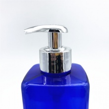 Full body UV 28 410 lotion pump with soap and bath bottle
